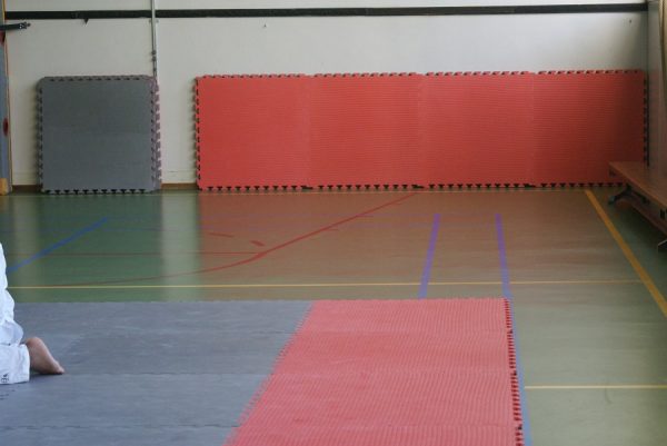 SPORTMAT GLADIATOR 4 CM VOOR JUDO ROOD/ZWART/GRIJS - Afbeelding 5