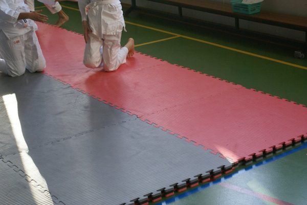 SPORTMAT GLADIATOR 4 CM VOOR JUDO ROOD/ZWART/GRIJS - Afbeelding 8